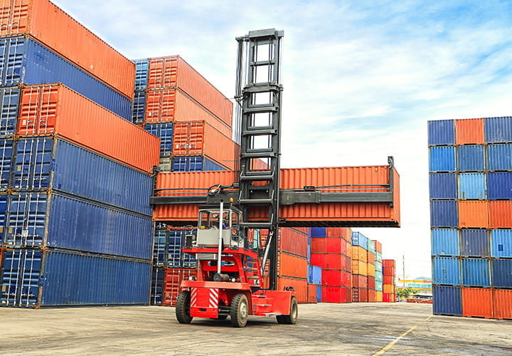 Trelleborg-ProductsSolutions-Ports-ContainerHandler-1600x445