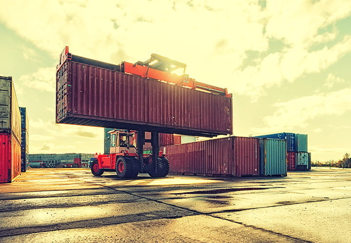 全球港口设备轮胎的供应商——特瑞堡 - Trelleborg Wheels CN