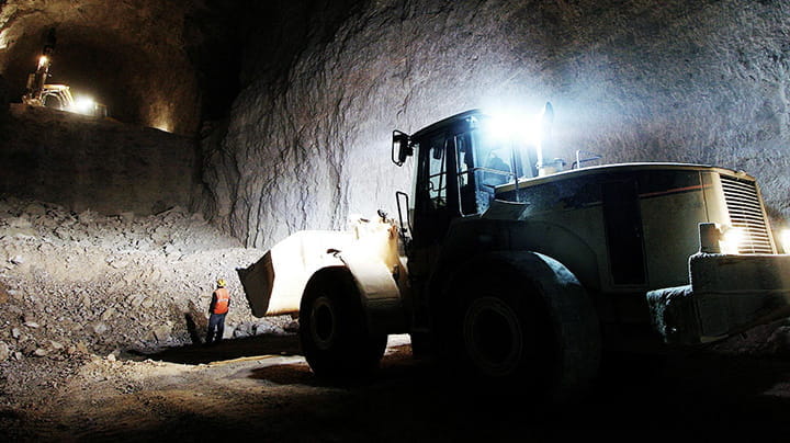 Applications-CON-Mining-Tires-1024x575